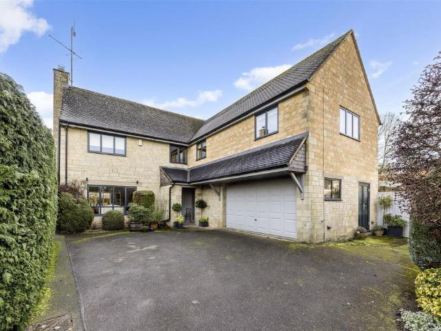 House for sale in Fossebridge, Gloucestershire
