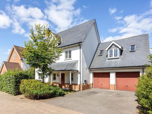 House for sale in Wickhurst Green, Horsham