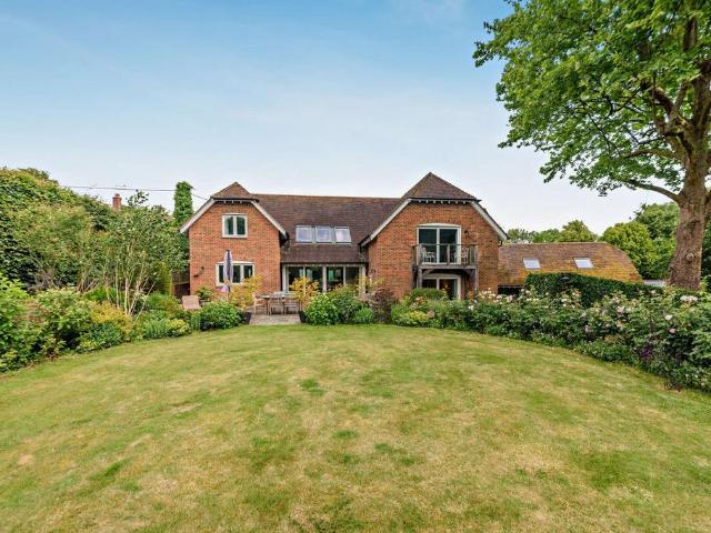 House for sale in Barton Stacey, Hampshire