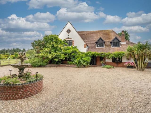 House for sale in Stokesby, Norfolk