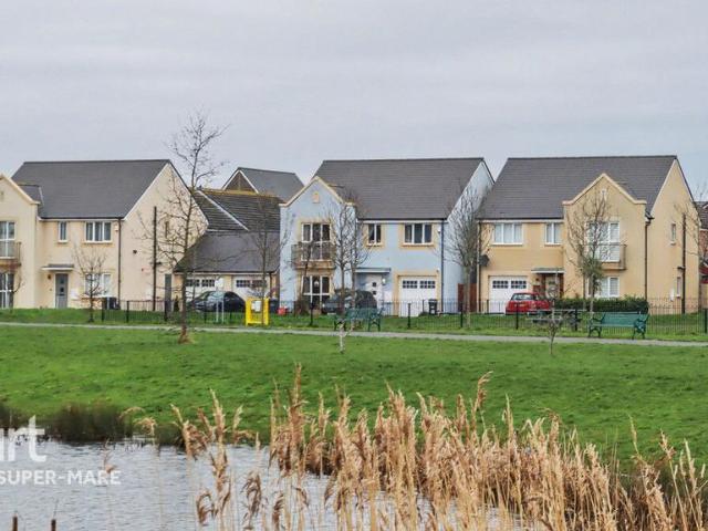 House for sale in Haywood Village, Weston-super-mare