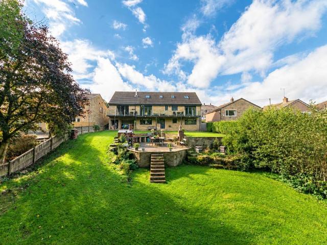 House for sale in Hepworth, Kirklees