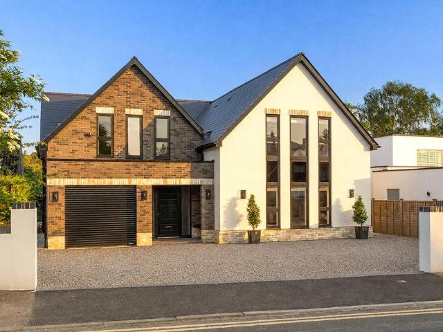 House for sale in Cleevemount, Golden Valley