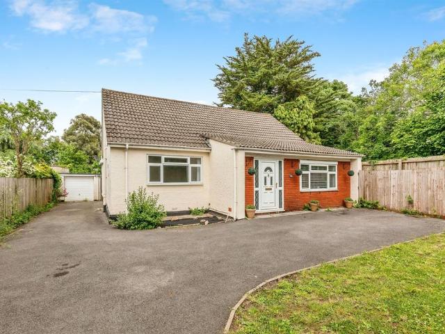 House for sale in Feckenham, City Of Bristol