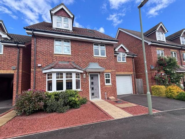 House for sale in Lee-on-the-Solent, Middlecroft