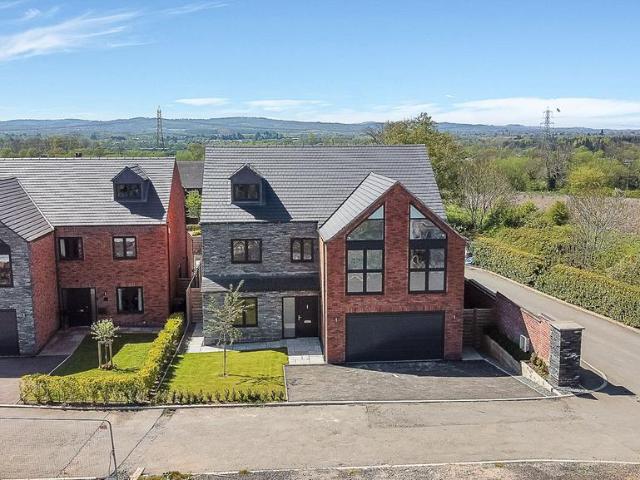 House for sale in Elmfield, Leicestershire