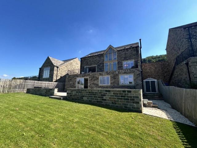 House for sale in New Mill, West Yorkshire