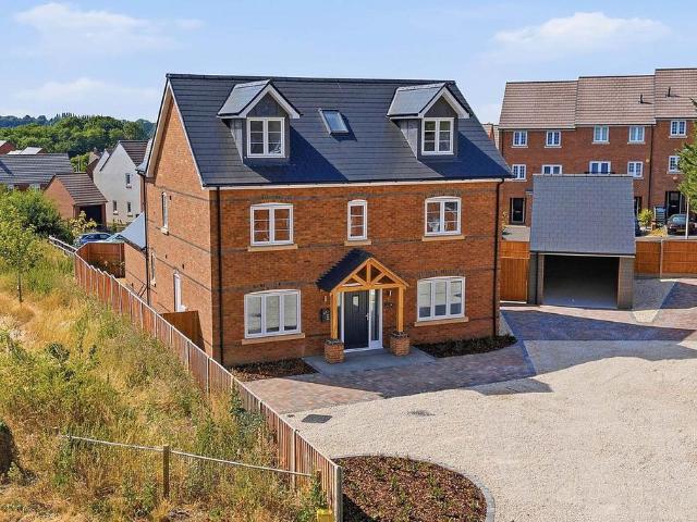 House for sale in New Bilton, Warwickshire