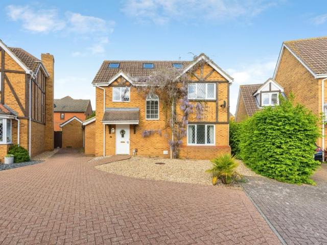 House for sale in Newnham, Bedford