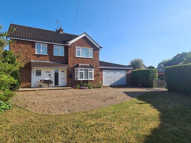House for sale in Pachesham Park, Surrey