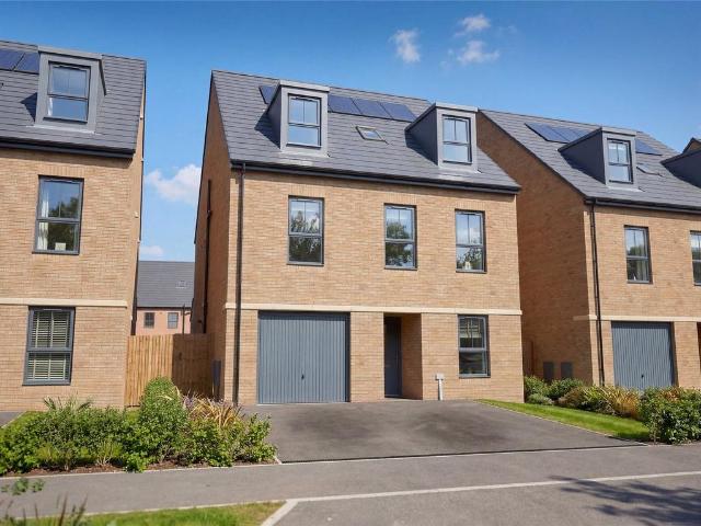 House for sale in Edenthorpe, South Yorkshire