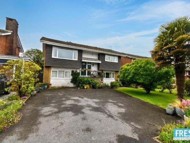 House for sale in Derwen Fawr, Nangreaves