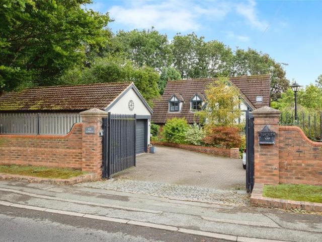 House for sale in Kingsmead, Egglescliffe