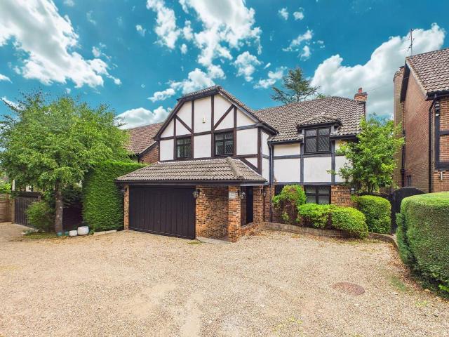 House for sale in Rickmansworth, Three Rivers