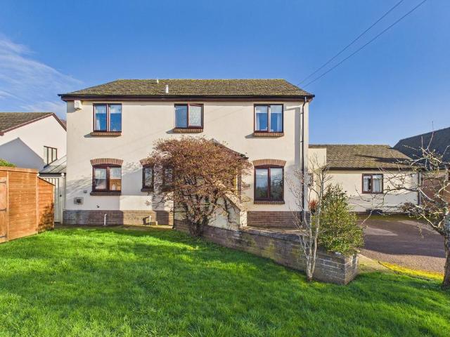 House for sale in Weston Under Penyard