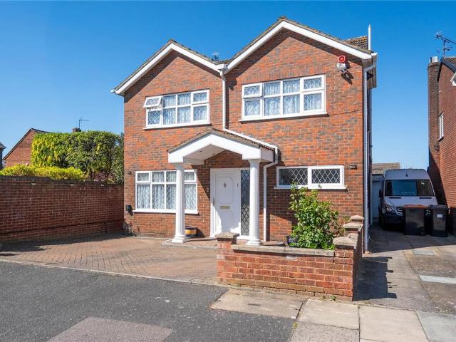 House for sale in Dunstable, Bedfordshire