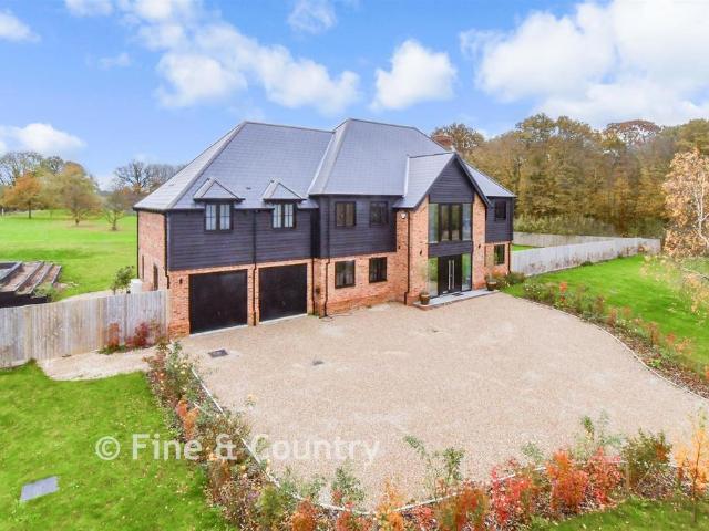 House for sale in Bridgefield, Kent