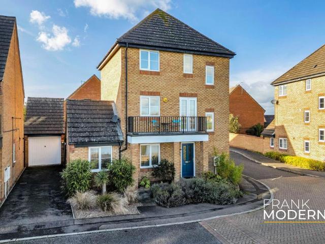 House for sale in Hampton Hargate, Peterborough