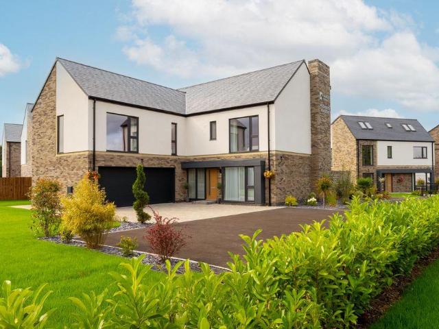 House for sale in Burnedge, Greater Manchester