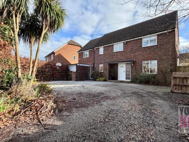 House for sale in Peene, Folkestone