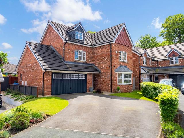 House for sale in Runcorn Heath, Halton