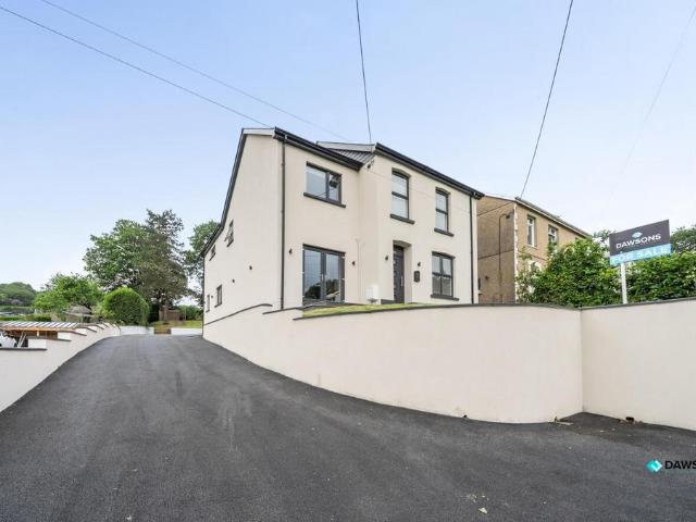 House for sale in Llangennech, Wales