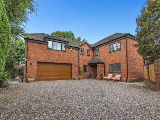 House for sale in Shavington