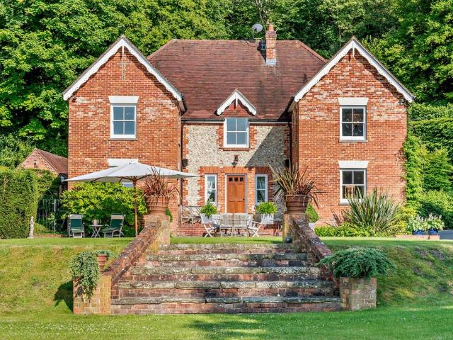 House for sale in Droxford, Hampshire