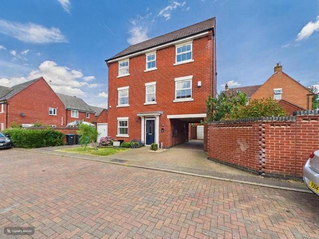 House for sale in Stanford On Avon, Leicestershire