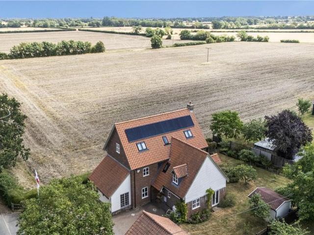 House for sale in Bedingfield, Suffolk