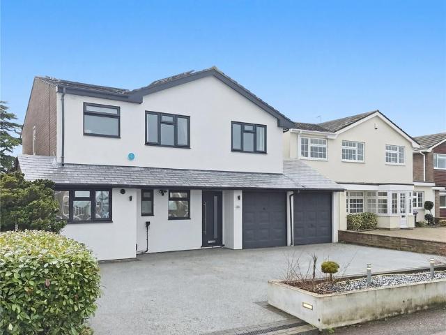 House for sale in Alton Barnes, Essex