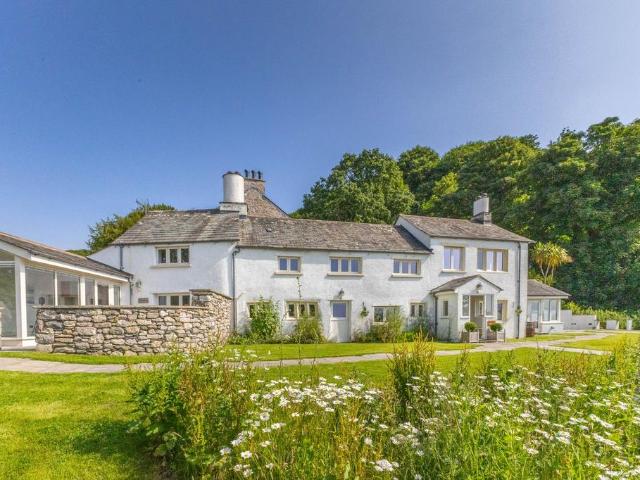 House for sale in Grange-over-sands