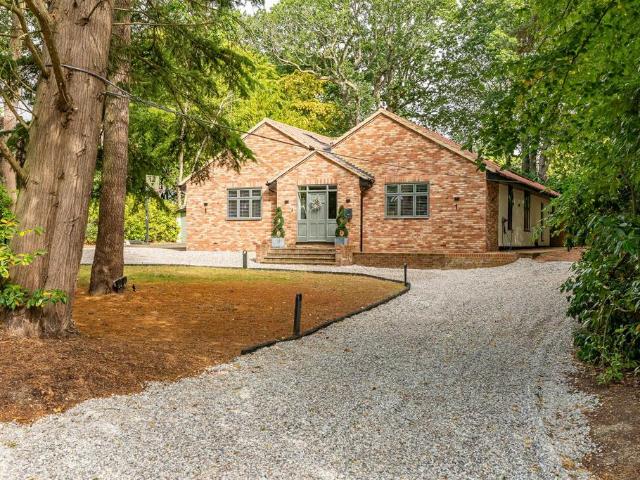 House for sale in Colliers End, Hertfordshire