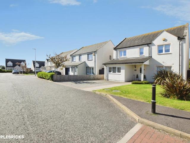 House for sale in Cove Bay, Ballindoch