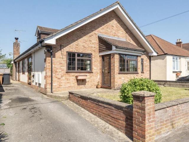 House for sale in Barton Stacey, Hampshire