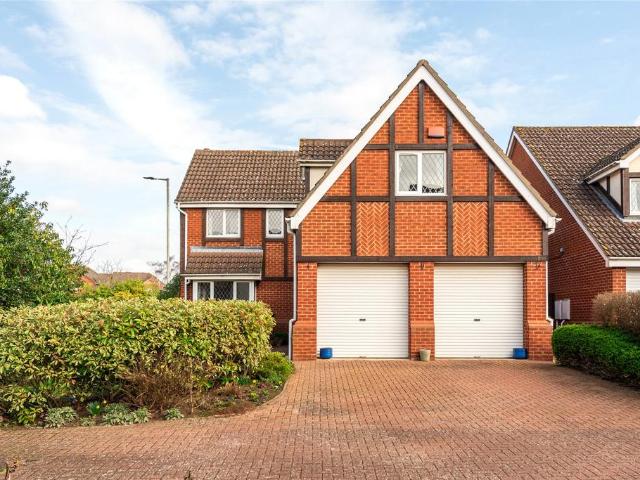 House for sale in Newnham, Bedford