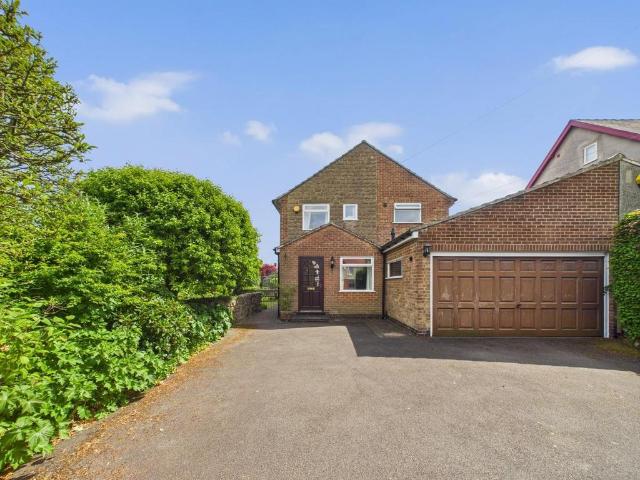 House for sale in Froggatt, East Midlands