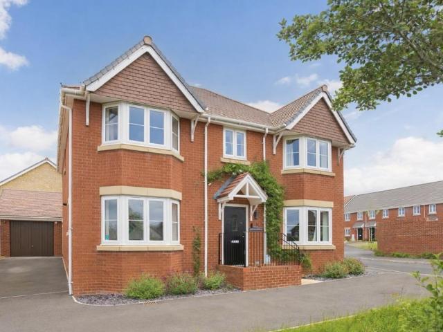 House for sale in Charlton, Dromore