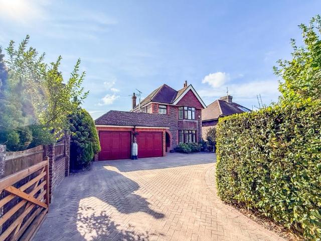 House for sale in Polegate, Wealden