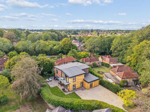 House for sale in Beaconsfield and Chepping Wye Community Board, Tylers Green