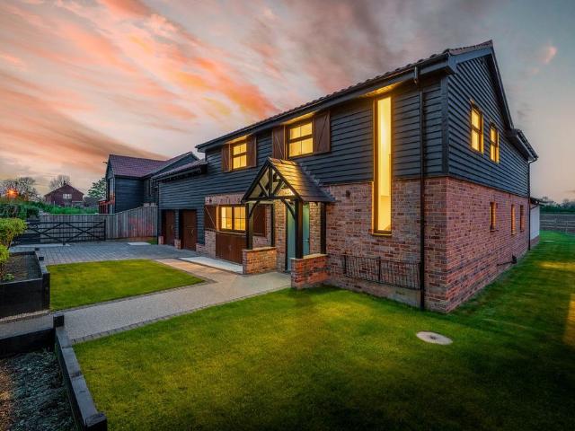 House for sale in North Owersby, West Lindsey