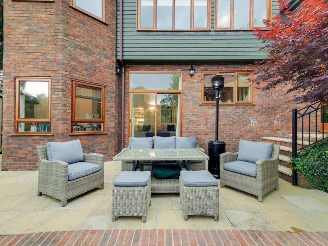 House for sale in Farnham Common, Buckinghamshire