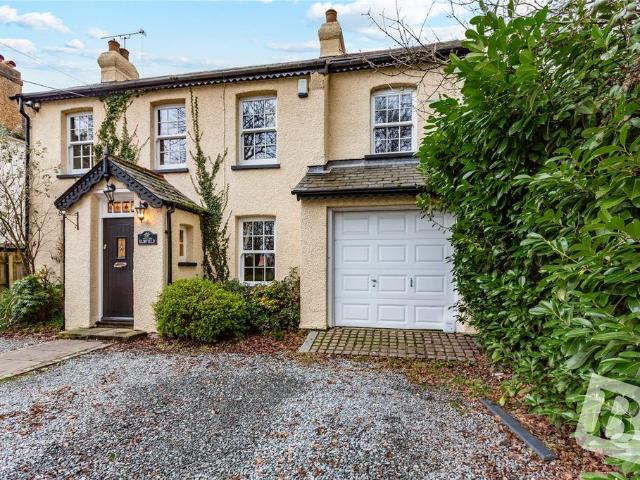 House for sale in Stondon Massey, Navestock Side