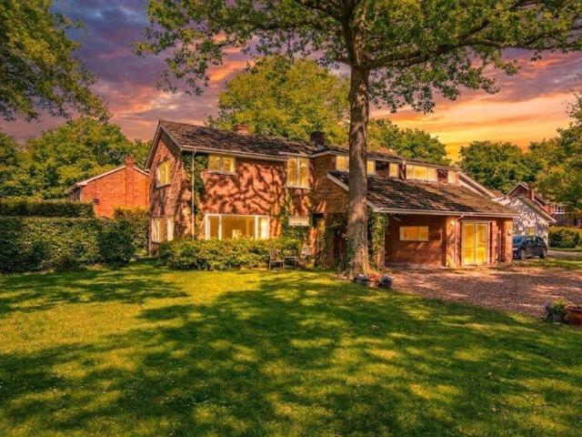 House for sale in Mortimer, West Berkshire
