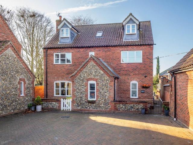 House for sale in Comers, Norfolk