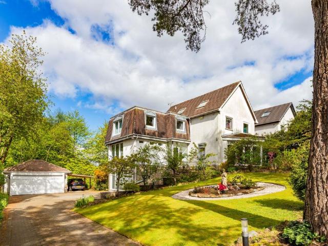 House for sale in Bearsden, Scotland