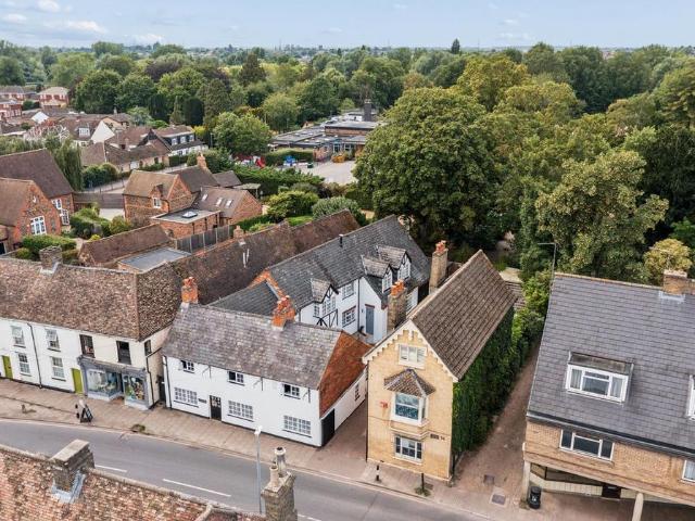 House for sale in Huntingdon, Cambridgeshire