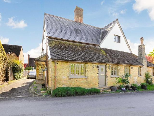 House for sale in Huntingdon, Cambridgeshire