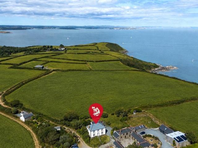 House for sale in St Keverne, Cornwall