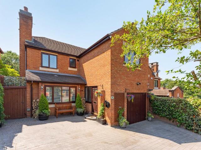 House for sale in Park Hill, Green Close
